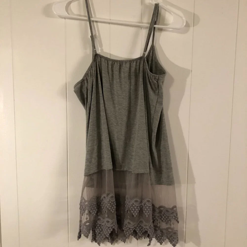 Camille & Co Gray Top with Lace Tunic Large - Picture 5 of 5